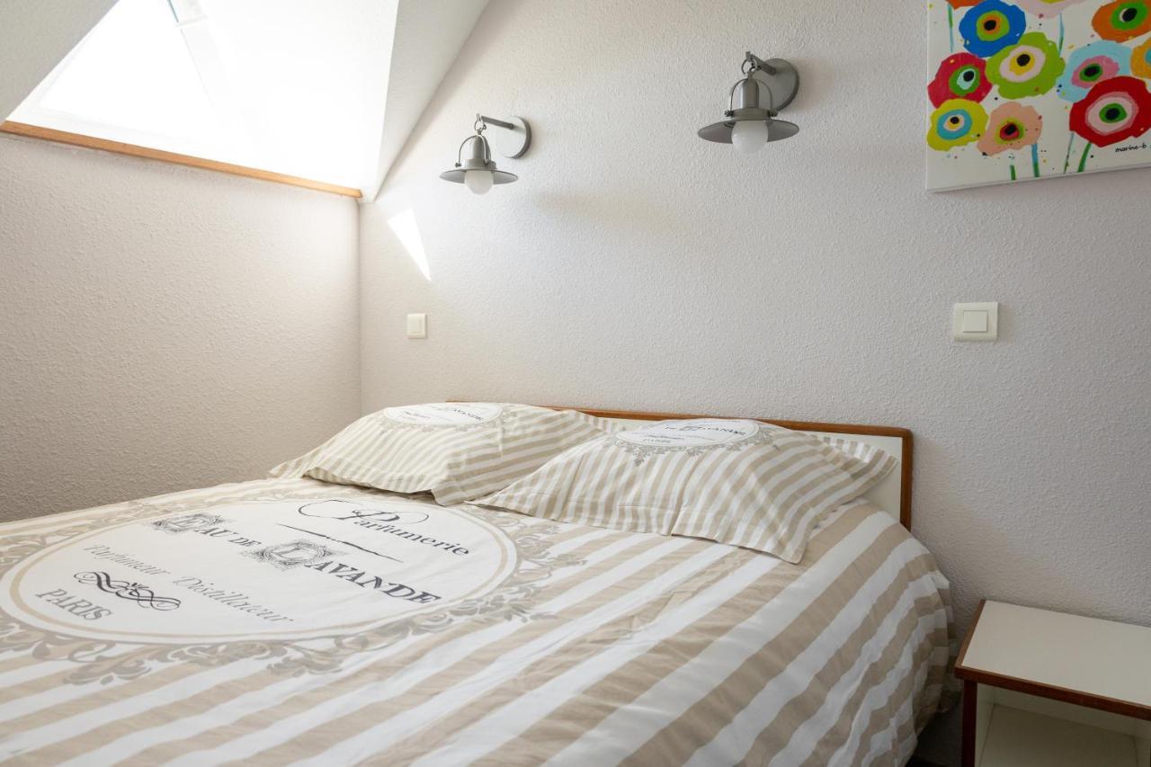 Le Petit Fort - Duplex Avec Piscine เบโนเดต ภายนอก รูปภาพ